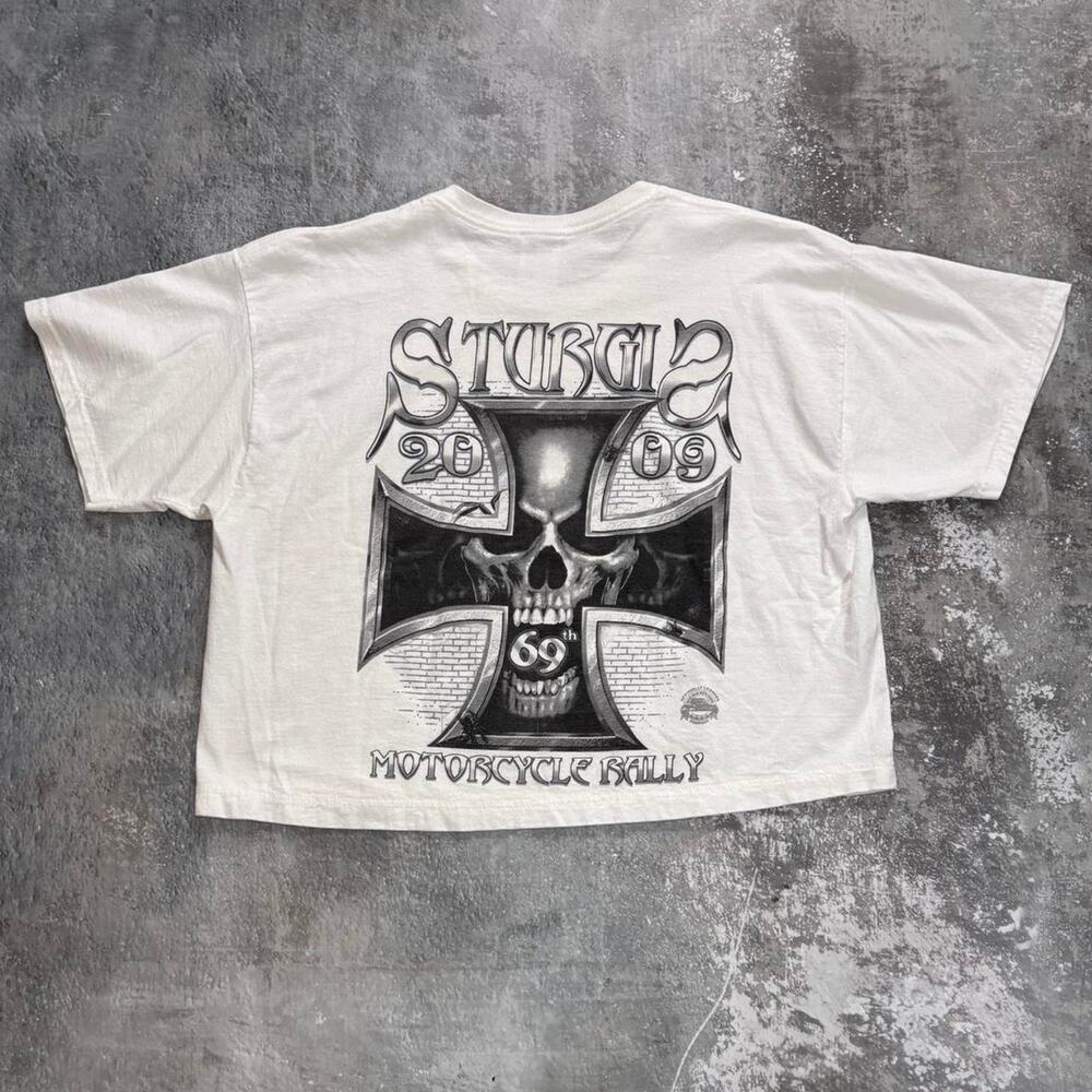 Vintage Sturgis Biker T Shirt! Skull & Cross. White. Boxy Cropped